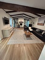 HOT TUB Tranquil Escape Pool Gym