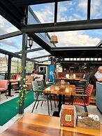 Lion Boutique Hotel