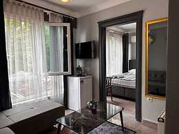 Lion Boutique Hotel