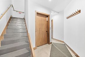 Ina's Way Townhomes, Unit B