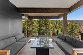 Ina's Way Townhomes, Unit B