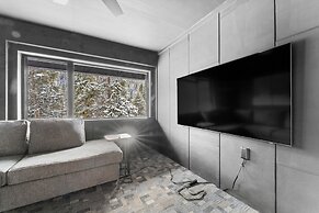 Ina's Way Townhomes, Unit B