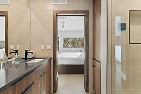 Ina's Way Townhomes, Unit B