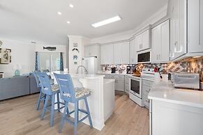 Courageous Beach House Suite D