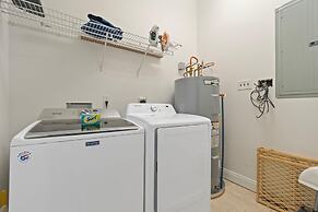 Courageous Beach House Suite D