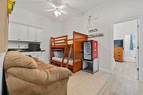 Courageous Beach House Suite D