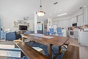 Courageous Beach House Suite D