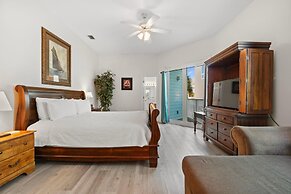 Courageous Beach House Suite D