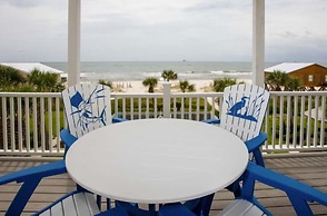 Courageous Beach House Suite D