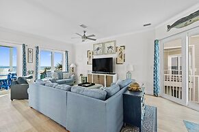 Courageous Beach House Suite D