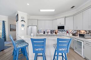 Courageous Beach House Suite D