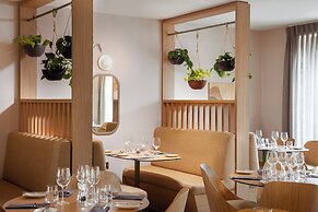 voco Zeal Exeter Science Park by IHG