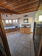 Bear Mountain Lodge