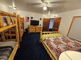 Bear Mountain Lodge