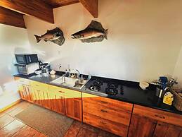 Bear Mountain Lodge