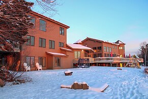 Bear Mountain Lodge