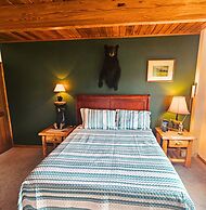 Bear Mountain Lodge