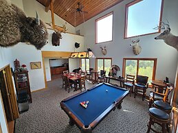 Bear Mountain Lodge