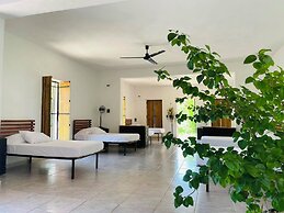 HOSTAL ORO VERDE HOMUN