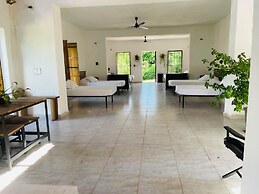 HOSTAL ORO VERDE HOMUN
