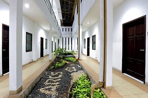 Jambuluwuk Residence Menteng