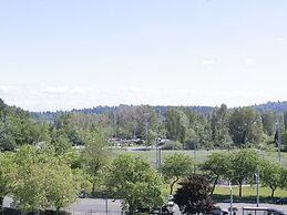 Modern Studio Steps to UW