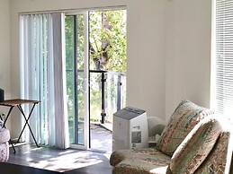 Modern Studio Steps to UW