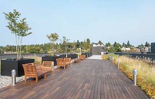 Modern Studio Steps to UW