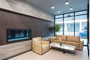 Modern Studio Steps to UW