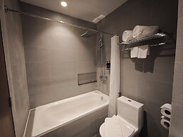 The Tribute Hotel