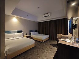 The Tribute Hotel
