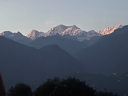 Khi Gha Thang Retreat