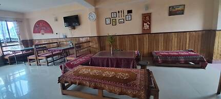 Khi Gha Thang Retreat