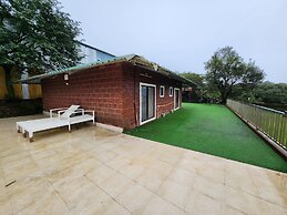 The Ranch By Joy Suites