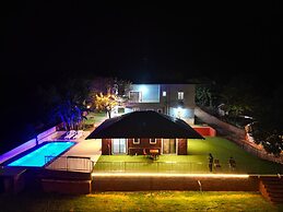 The Ranch By Joy Suites