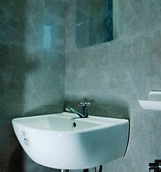 Rb's Three Storey House