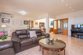 Villa Mar Y Tierra in Llevant