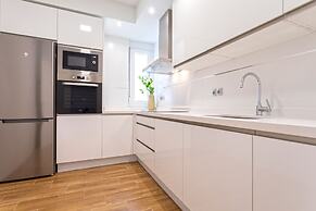 Genteel Home Recaredo