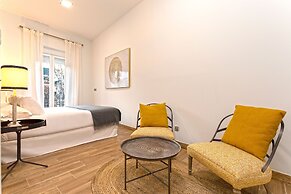 Genteel Home Recaredo