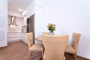 Genteel Home Recaredo