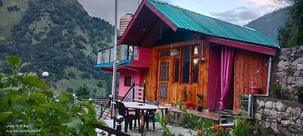 Snow and Field View Homestay