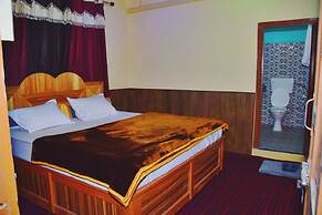 Snow and Field View Homestay