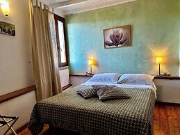 Panoramic Townhouse Casa del Borgo