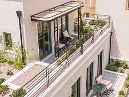 Athens Capital Suites-Mgallery Collection