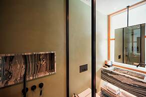 Athens Capital Suites-Mgallery Collection