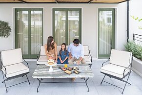Athens Capital Suites-Mgallery Collection