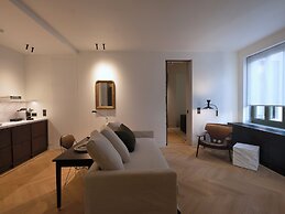 Athens Capital Suites-Mgallery Collection