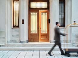 Athens Capital Suites-Mgallery Collection