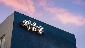 Yeongdeok Chaeumneul Poolvilla