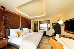 Levni Istanbul Hotel Handwritten Collection